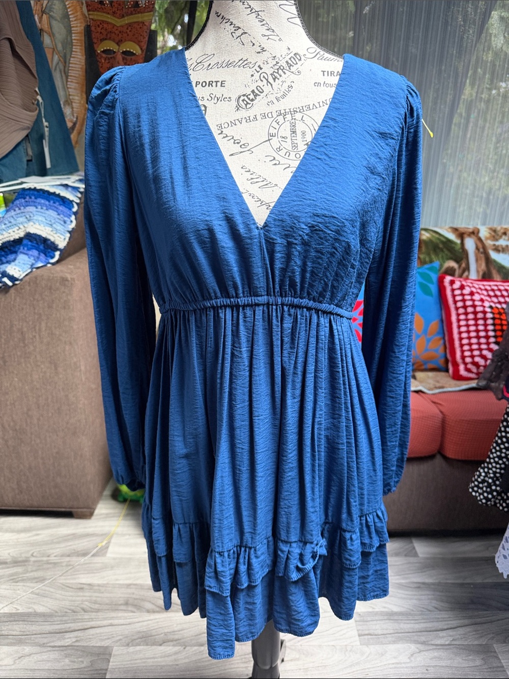 NWOT ABERCROMBIE AND FITCH Deep Blue V-Neck Ruffled Mini Dress
